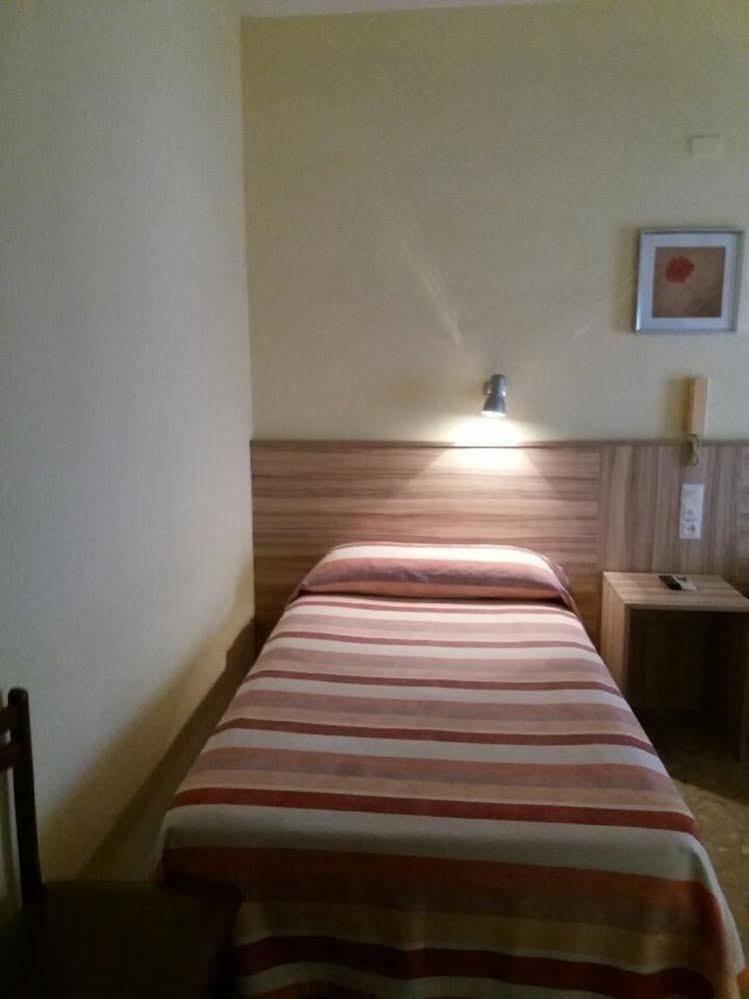 Hotel Borja El Puig  Εξωτερικό φωτογραφία